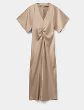 Lade das Bild in den Galerie-Viewer, Sofie Schnoor &quot;1430-Dress&quot; Kleid
