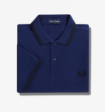 Lade das Bild in den Galerie-Viewer, Fred Perry Polohemd -&quot;M3600-11.22&quot; midnight blue
